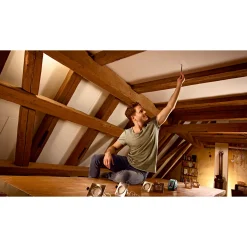 Bosch UNIVERSAL UNIVERSALLEVEL 2 M/STATIV KRYDSLASER 10,0 M^ Måleværktøj