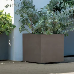 Deroma MILLENIUM 208-623 PLANTEKASSE PLASTIK SANDSTEN 49X49X49 CM^ Havekrukker