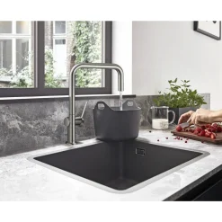 Hansgrohe TALIS M54 220 KØKKENARMATUR RUSTFRIT STÅL^ Køkkenarmaturer