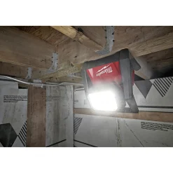 MILWAUKEE M18 HOAL-0 ARBEJDSLAMPE 4000 LM Outlet