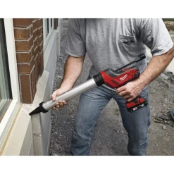 MILWAUKEE M18 PCG/600A-0B FUGEPISTOL AKKU 18V 4500 N^ Elektriske Fugepistoler