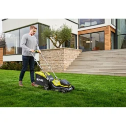 Ryobi PLÆNEKLIPPER AKKU 18V MED BATTERI OG LADER Sale