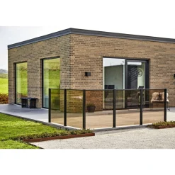 Skagen SYSTEMHEGN HEGNSMODUL RØGFARVET GLAS 86.80 X 92 X 0.60 X 0.60 CM Clearance